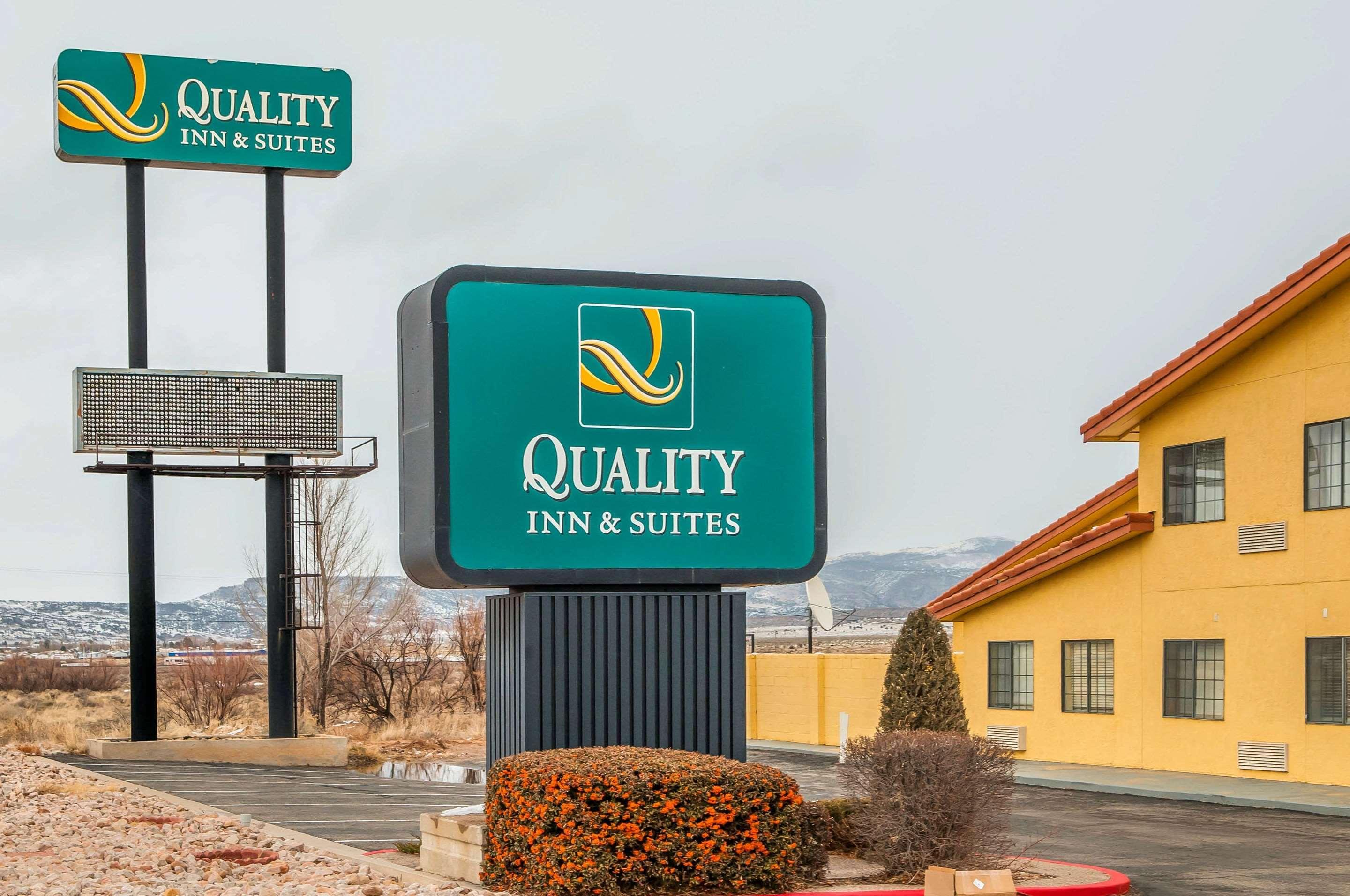 Quality Inn & Suites Grants - I-40 Exterior photo
