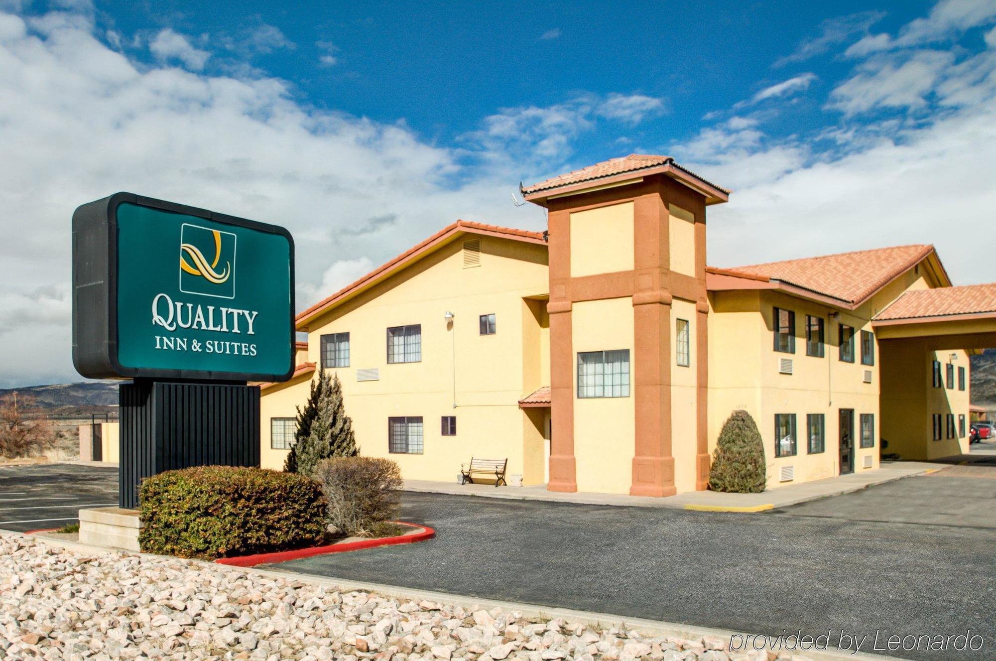 Quality Inn & Suites Grants - I-40 Exterior photo